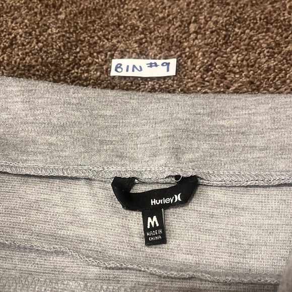 2/$30 Hurley skirt. Size medium - Picture 4 of 5